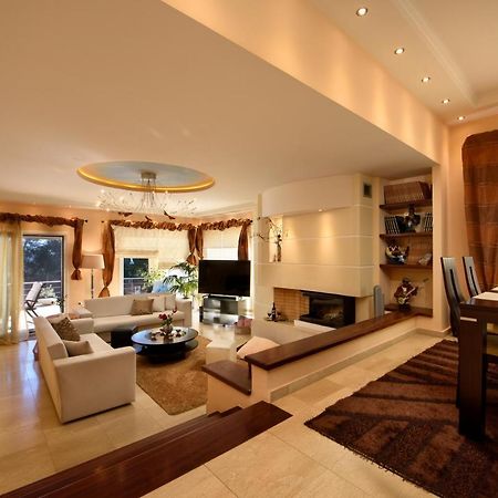Villa Magic Perla 고우비아 외부 사진