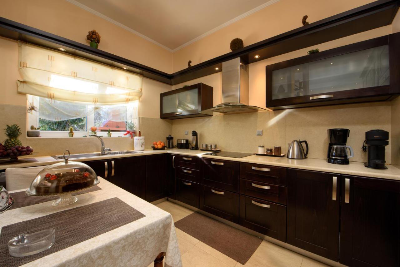 Villa Magic Perla 고우비아 외부 사진